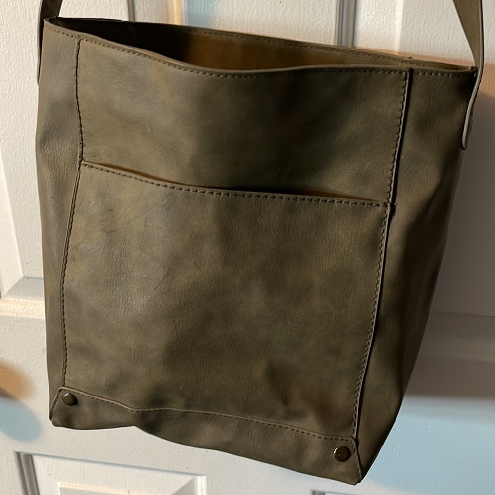 Purse - Picture 2 of 3